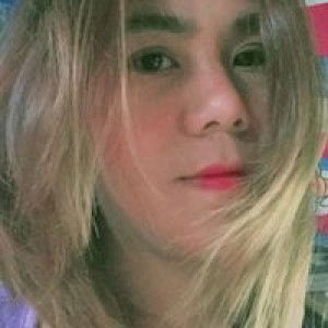 น้ำไง สีเหลือง profile icon