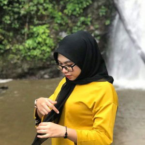 farah nur izzaty profile icon