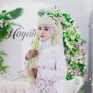 nur hayati profile icon