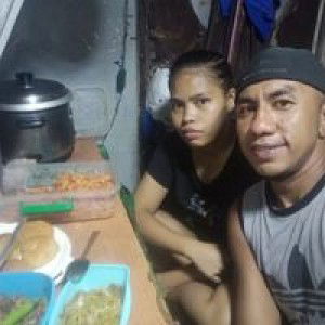 Rakhel Fernandez profile icon