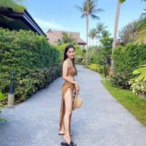 Get  Wanida profile icon