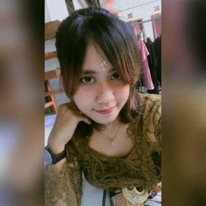 Made Heni profile icon