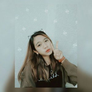 Ayuk Triutami profile icon