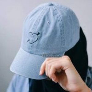 insofi desty Widyafitri binti ansari profile icon