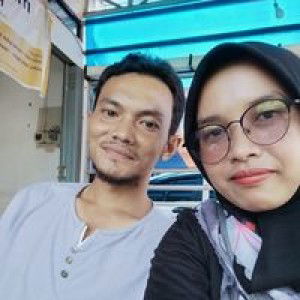 Tuti Suhamdiyah profile icon