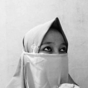 Elma Nuzula profile icon