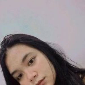 Putri Intan Sari profile icon