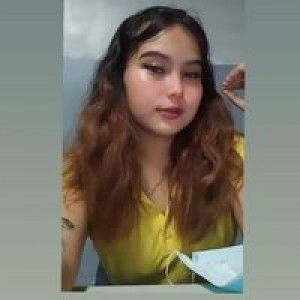 Jheynie Saberola profile icon