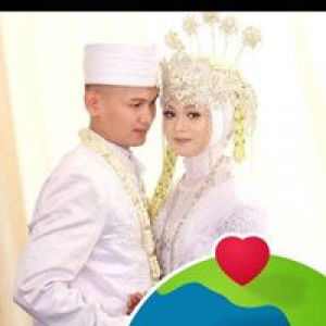 Indah Lestari profile icon