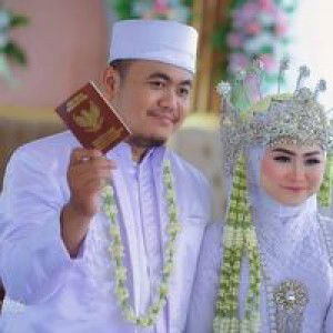 Wulan Purnamasari profile icon