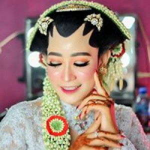 Lilis Nofita S profile icon