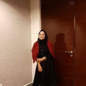 Ratna Sari profile icon