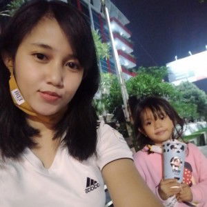 Anis Wahyuningsih profile icon