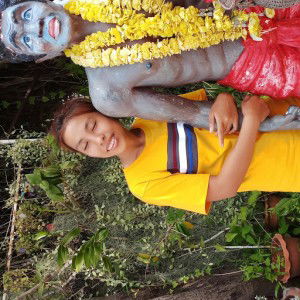 YING FAR profile icon