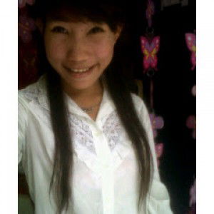 rezi anggraini profile icon