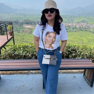 Indah Risandi profile icon