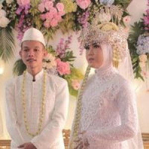 Putri Novita profile icon