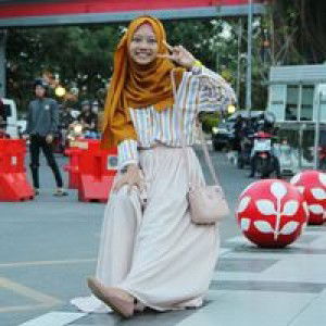 Agis Dwi Pratiwi profile icon