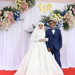 แว่นตาขาสั้น สู้ สู้ profile icon