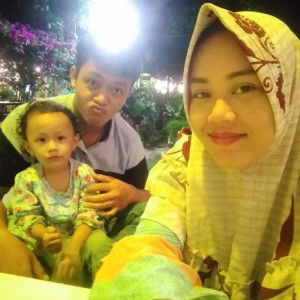 Rina Yusnita profile icon