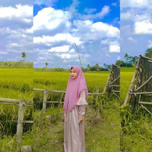 Leni Novita profile icon