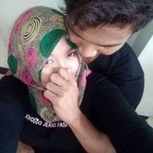 Ukhty Akhir Zaman profile icon