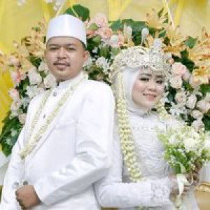 Alya Tipani profile icon