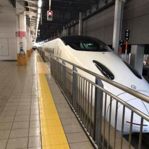 handayani Nur profile icon