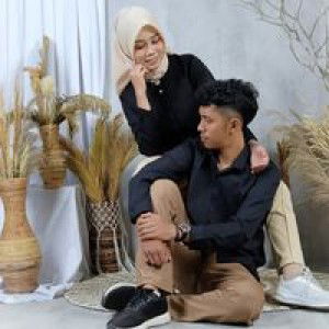 Dwi Lestari profile icon