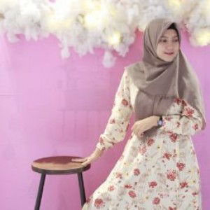 Reni Sundari profile icon