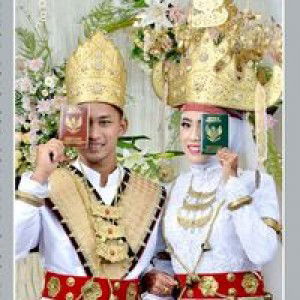 Dewi Rahmawati Farozi profile icon