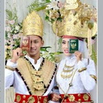 Dewi Rahmawati Farozi profile icon