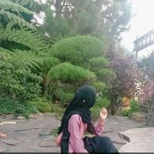 Siti Marlina Febiolania profile icon