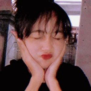 Riska Safitri profile icon