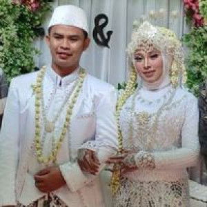 Eksanti Trisnawati profile icon