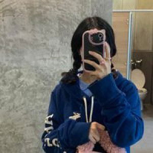 หมวย เบนซ์. profile icon