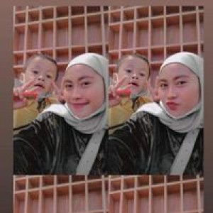 Siti Nur Khofifah profile icon