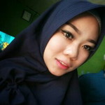indah sri wahyuni profile icon