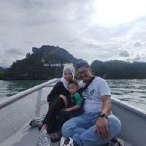 Shazwaniey Waniey profile icon