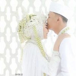 Elis Ratna S profile icon