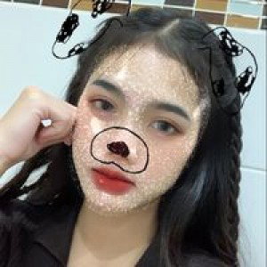 พลอย' ชมพู profile icon