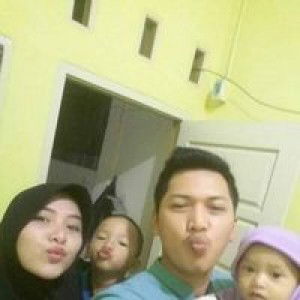 SyLvie Anggraeni Harahap profile icon