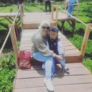 Siti Husnul Hotimah profile icon