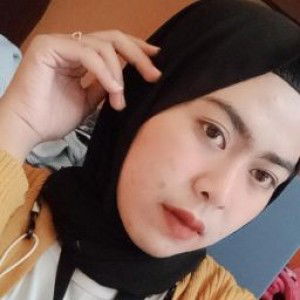 Risma Andrianti profile icon