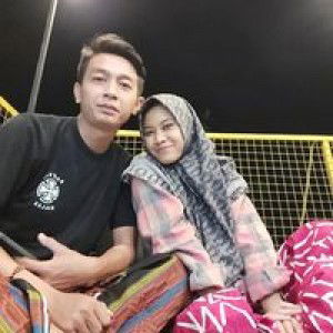 Azkiya Dewi profile icon