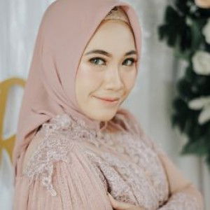 Stefhanie Safira profile icon