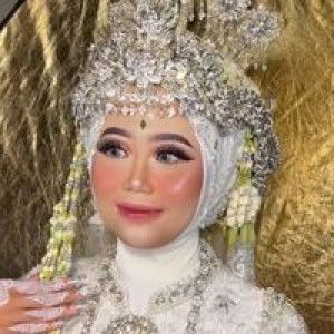 Intan Salma profile icon