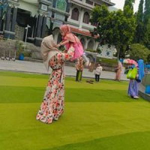 Siti Zenab Nazilie profile icon