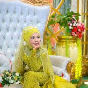 Dhewiy Astati profile icon