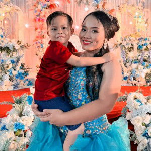 Holiey Hoo profile icon